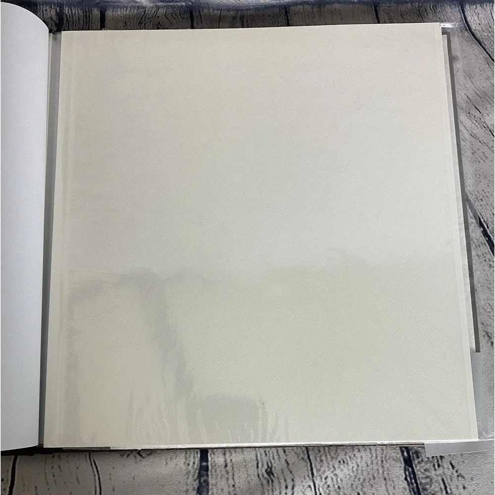 C.R. Gibson Heritage Brown Suede 12 x 12 Scrapbook Album 16 Pages